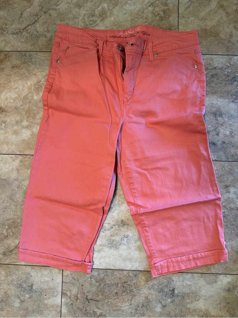 Gloria Vanderbilt Coral-Orange Capri Jeans